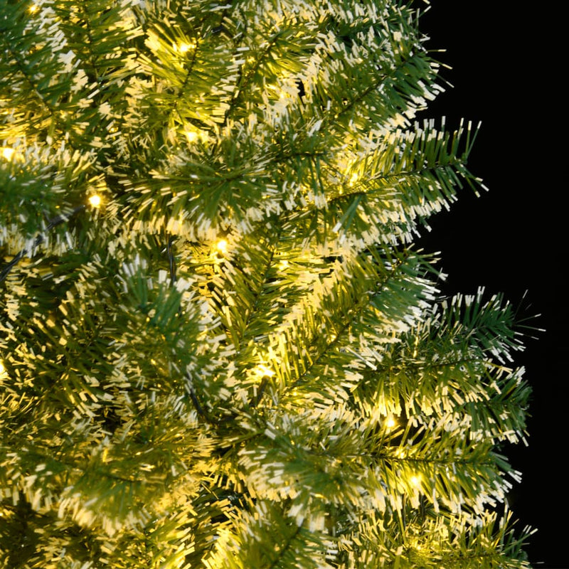 Kunstkerstboom Met 300 Led's En Sneeuw
